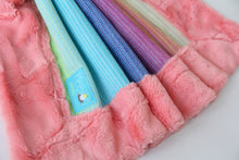 Load image into Gallery viewer, &#39;Selene&#39; Handwoven Blanket