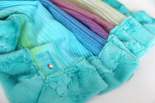 Load image into Gallery viewer, &#39;Selene&#39; Handwoven Blanket