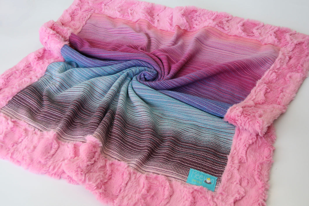 'Luna' Handwoven Blanket
